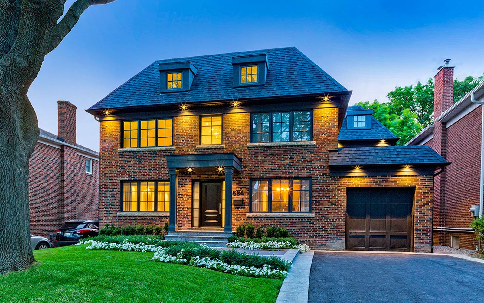 Toronto Landscaping Project featuring Driveway Paving Interlocking by M.E. Contracting