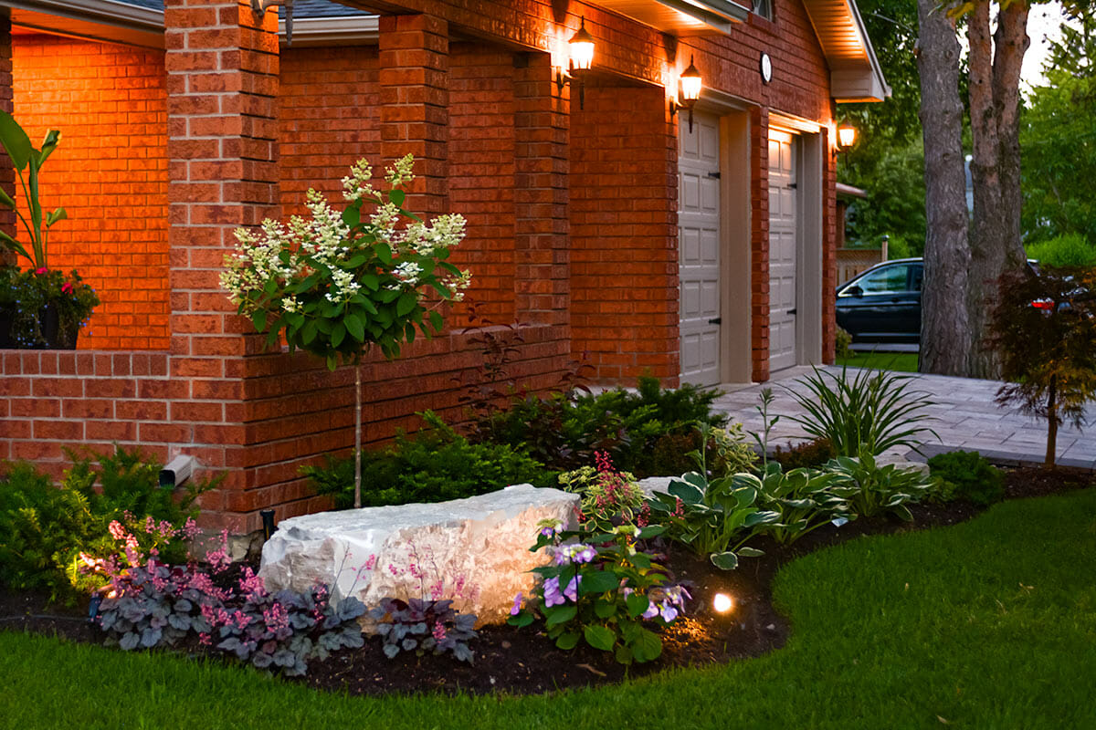 interlocking and front yard landscaping project by M.E. contracting