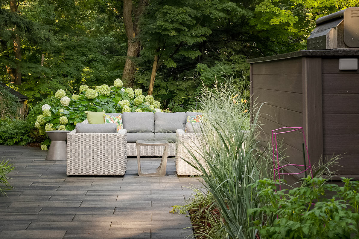 Interlocking and Paving by Toronto Landscaping company