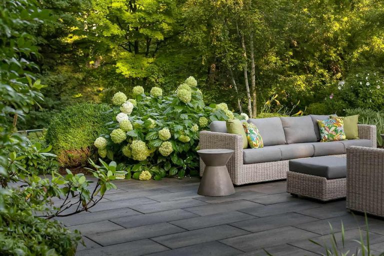 interlocking and backyard landscaping by M.E. contracting